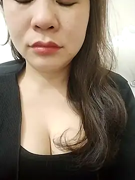 Girl Shy2000 online show from February 25, 2026, 12:33 am