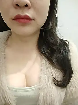 Girl Shy2000 online show from February 3, 2026, 10:04 pm