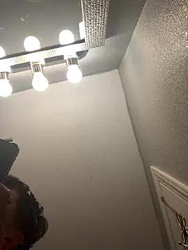 Snapshot of Moisesjrtapia chatting on April 6, 2026, 10:49 am Moisesjrtapia online show from April 6, 2026, 10:49 am