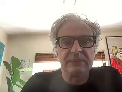 chtentation online show from October 4, 2025, 9:11 am