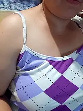 Kimkhaepretty online show from February 4, 2026, 3:29 pm