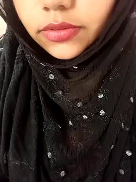 Snapshot of Miss_Rose__ chatting on October 27, 2025, 5:52 am Miss Rose   online show from October 27, 2025, 5:52 am