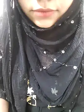 Miss Rose   online show from November 11, 2025, 7:25 am