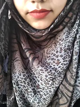 Miss Rose   online show from March 29, 2026, 7:26 pm