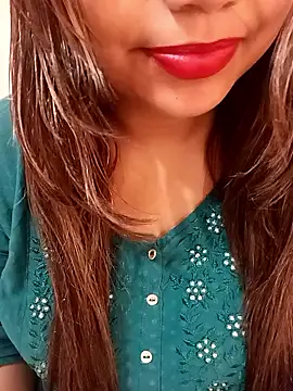 Miss Rose   online show from November 30, 2025, 10:05 am