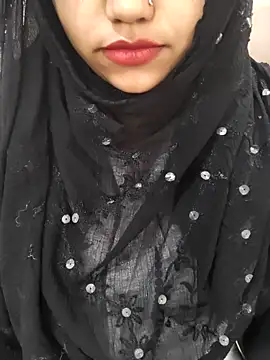 Miss Rose   online show from December 18, 2025, 6:51 am