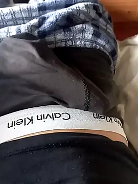 ruiiizz online show from April 19, 2026, 10:27 am