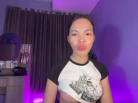 Asian briee143xx online show from October 3, 2025, 1:45 pm