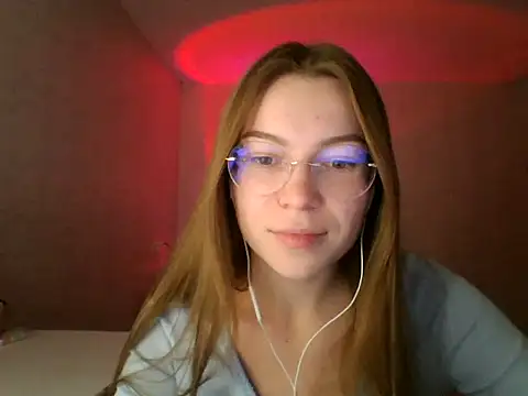 Snapshot of Melirynn chatting on October 23, 2025, 6:17 pm Melirynn online show from October 23, 2025, 6:17 pm