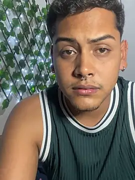 Snapshot of AaronMars_ chatting on October 11, 2025, 5:03 pm AaronMars  online show from October 11, 2025, 5:03 pm