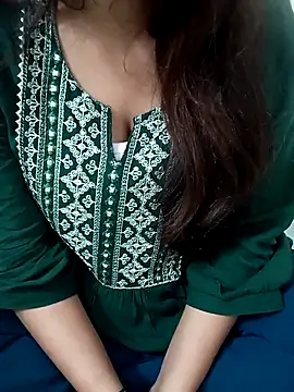 Snapshot of Minakshi_677 chatting on February 7, 2026, 6:27 pm Minakshi 677 online show from February 7, 2026, 6:27 pm