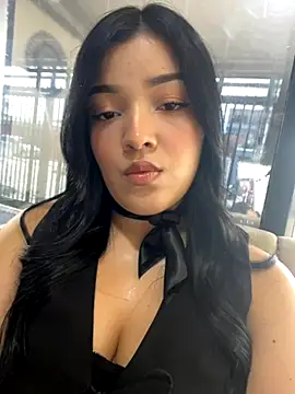 EmmaBlossom online show from October 16, 2025, 6:27 pm