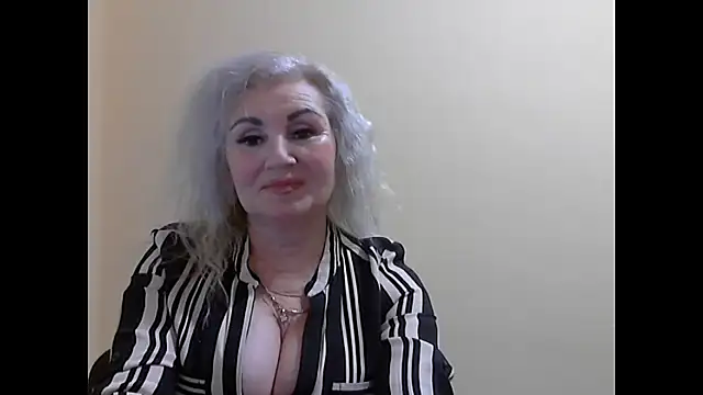 LadySexyBlond online show from November 29, 2025, 4:51 pm