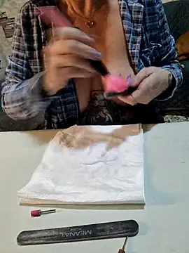 Snapshot of candymaxxx chatting on December 14, 2025, 7:08 pm candymaxxx online show from December 14, 2025, 7:08 pm