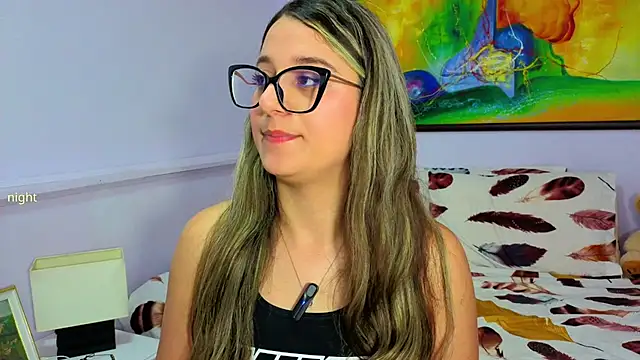 katiaa lovv online show from March 24, 2026, 12:16 pm