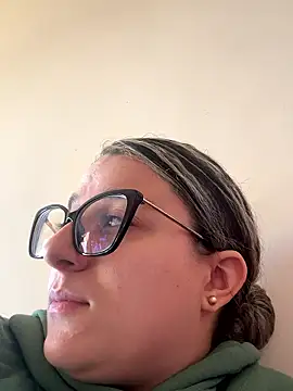 katiaa lovv online show from January 8, 2026, 1:39 pm