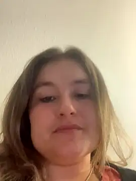 BuzzBunni69 online show from November 19, 2025, 12:32 am