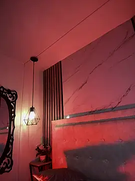 Honey noir online show from February 14, 2026, 6:08 pm