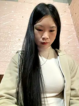 Snapshot of -mayhan11 chatting on December 5, 2025, 2:32 am -mayhan11 online show from December 5, 2025, 2:32 am