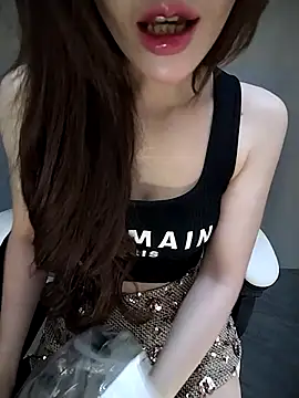 Quynhbabysexy online show from February 3, 2026, 8:52 am