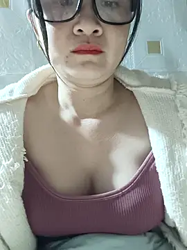 Paul-paul11 online show from December 15, 2025, 10:48 pm