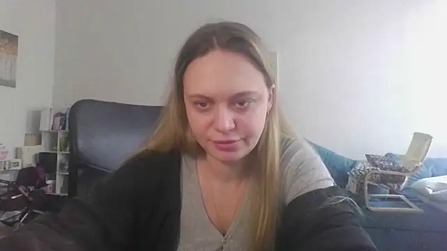 Cynoraye online show from February 17, 2026, 10:34 am