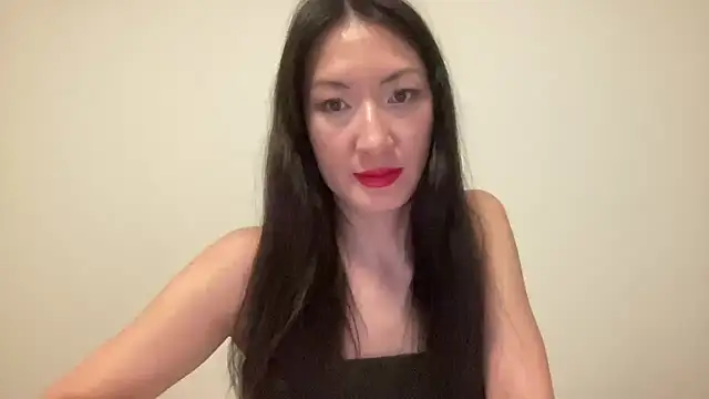 Fenaraya online show from January 9, 2026, 9:44 pm