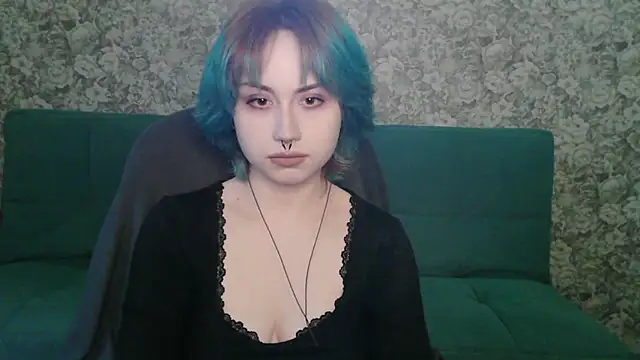 LeisaHopperstad online show from April 6, 2026, 2:18 pm