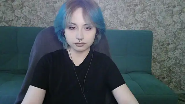 LeisaHopperstad online show from April 3, 2026, 2:12 pm