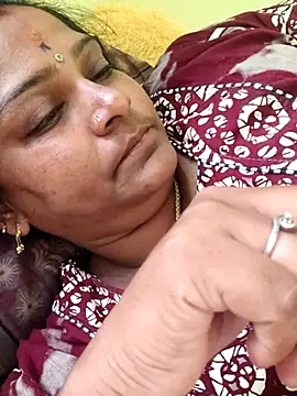 navyasree143 online show from November 20, 2025, 2:23 am