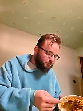 bear8t online show from April 22, 2026, 4:41 am