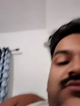 desiyouth94 online show from November 9, 2025, 4:11 pm