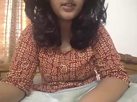 reena 12 online show from November 3, 2025, 10:08 am