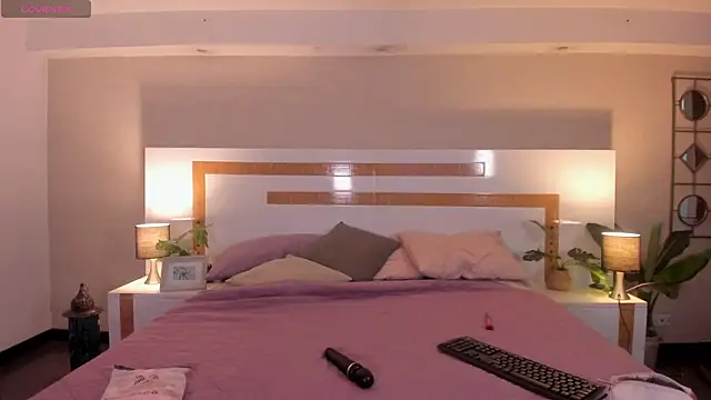 Violeta dh online show from March 21, 2026, 11:14 am