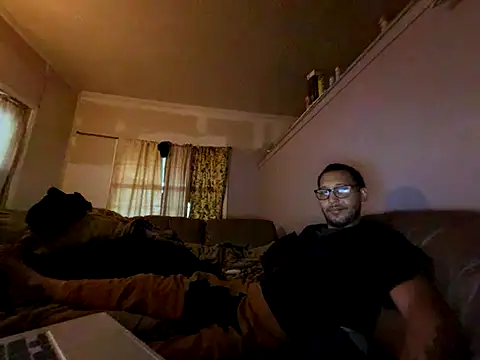 ThrowedWorldWide online show from November 14, 2025, 12:20 pm