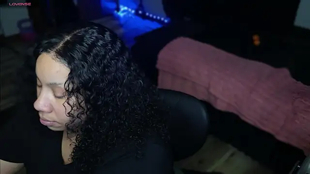 NeliaHexxen online show from March 25, 2026, 9:14 pm