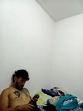 kingbickcockDn online show from November 12, 2025, 5:06 pm