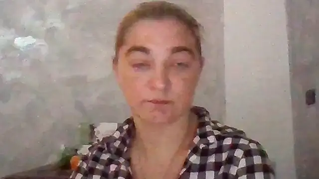 Snapshot of GoldenAngelMilf chatting on October 21, 2025, 3:50 am GoldenAngelMilf online show from October 21, 2025, 3:50 am