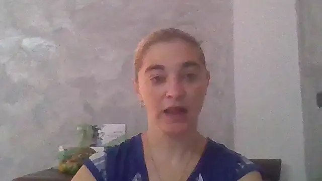 Snapshot of GoldenAngelMilf chatting on October 13, 2025, 7:10 am GoldenAngelMilf online show from October 13, 2025, 7:10 am