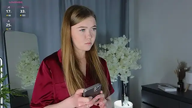 TwixieGuo online show from October 11, 2025, 4:35 am