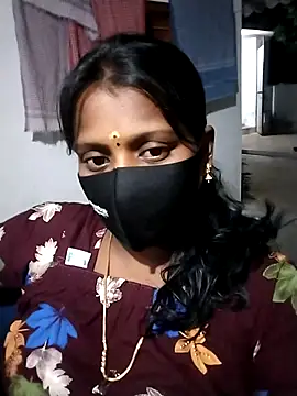 Tamil Hot Sandy online show from June 4, 2026, 5:50 pm