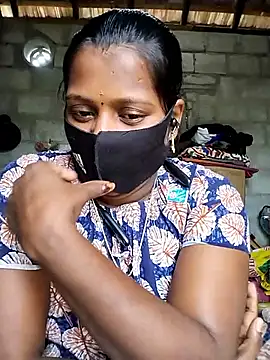 Tamil Hot Sandy online show from December 4, 2025, 4:44 am