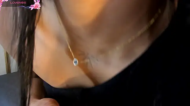 Snapshot of NaylaGrey chatting on February 9, 2026, 11:41 am NaylaGrey online show from February 9, 2026, 11:41 am