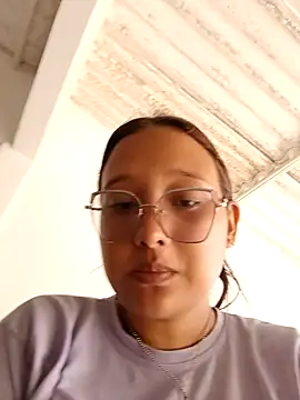 young dairy01 online show from October 15, 2025, 12:02 pm