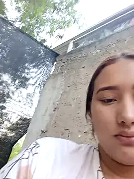 Snapshot of young_dairy01 chatting on February 14, 2026, 12:16 pm young dairy01 online show from February 14, 2026, 12:16 pm