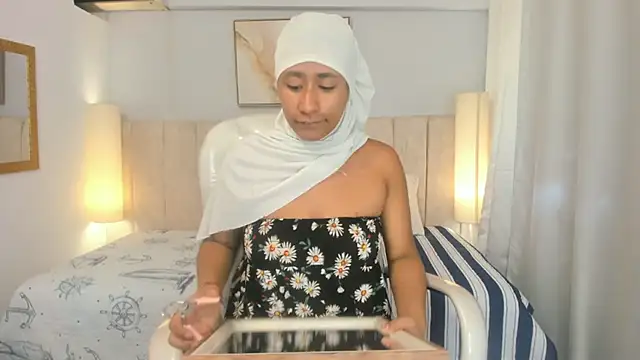 Snapshot of Ridwana_Haddad chatting on November 21, 2025, 2:27 pm Ridwana Haddad online show from November 21, 2025, 2:27 pm