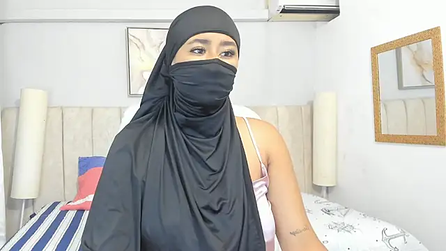 Snapshot of Ridwana_Haddad chatting on November 1, 2025, 12:21 pm Ridwana Haddad online show from November 1, 2025, 12:21 pm