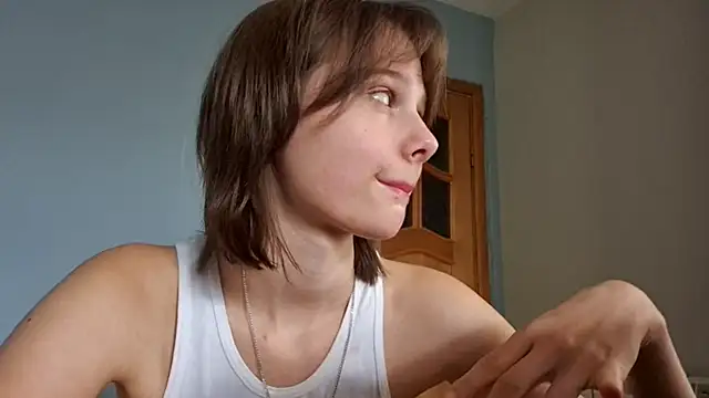 Snapshot of ExitedTroth chatting on September 27, 2025, 12:33 pm ExitedTroth online show from September 27, 2025, 12:33 pm