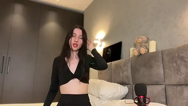 AnaMoonlight online show from February 19, 2026, 3:20 pm