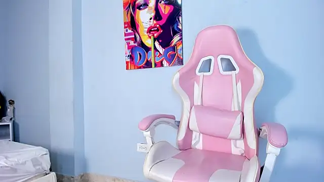 Snapshot of Athenea__fox chatting on November 5, 2025, 11:46 am Athenea fox online show from November 5, 2025, 11:46 am